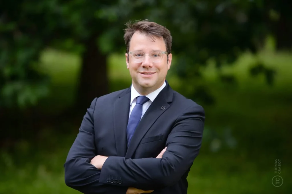 Portrait Loic Chesnais Girard, President Region Bretagne